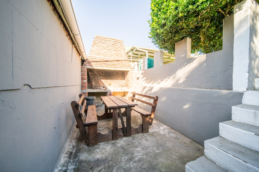 8 Bedroom Property for Sale in Selborne Eastern Cape